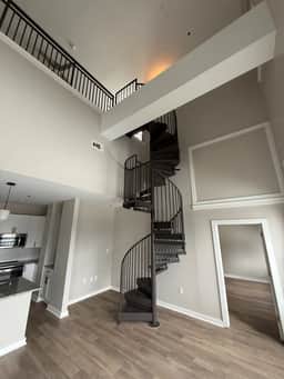 Luxurious Downtown Penthouse-2 bed 3 bath plus loft-  402