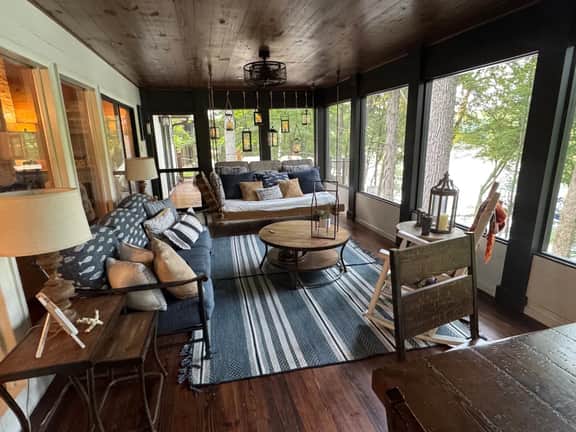 Hickory Hideaway on Tim's Ford Lake, Boat rental available